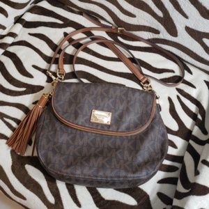 Michael Kors crossbody purse